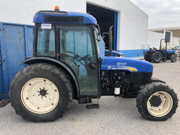 TRACTOR MARCA NEW HOLLAND TN-95-FA - Imagen 2
