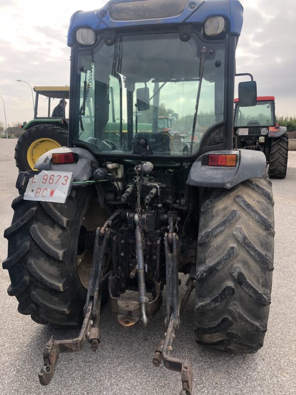 TRACTOR MARCA NEW HOLLAND TN-95-FA - Imagen 4